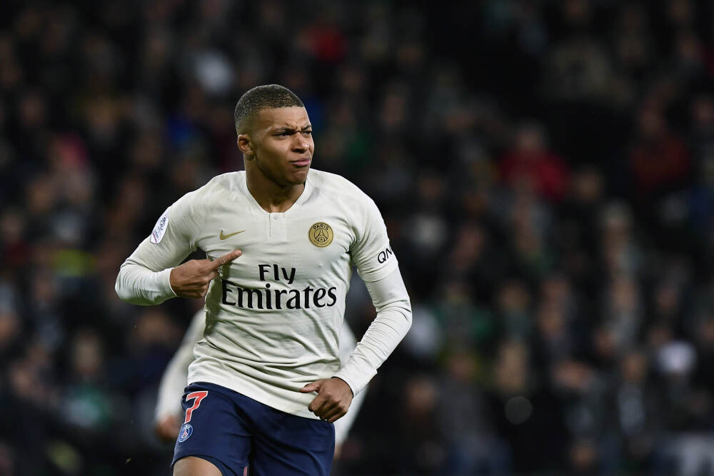 14分钟拿下3次抢断和2次盖帽，快船锋线老将的防守贡献惊人